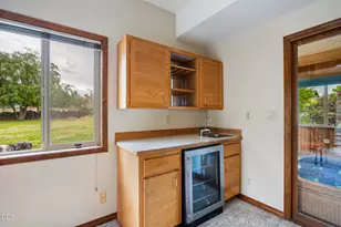 61670 Somerset Dr, Bend, OR 97702 - Photo 18