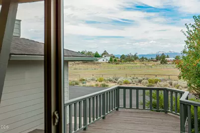 61670 Somerset Drive, Bend, OR 97702 - Photo 4
