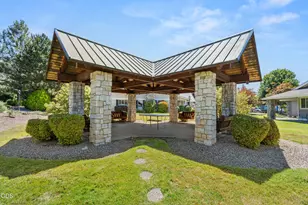 440 Scottsdale Cir, Medford, OR 97504 - Photo 24