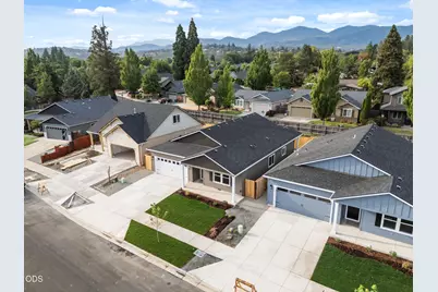 2217 Piazza Drive, Medford, OR 97501 - Photo 30