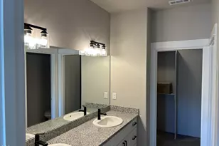 2217 Piazza Dr, Medford, OR 97501 - Photo 6