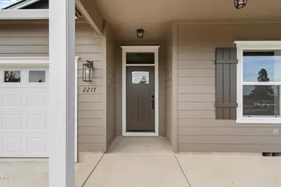 2217 Piazza Drive, Medford, OR 97501 - Photo 6