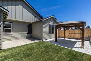 2346 NW Teak Pl NW, Redmond, OR 97756 - Photo 34