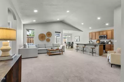 2346 NW Teak Place NW, Redmond, OR 97756 - Photo 4