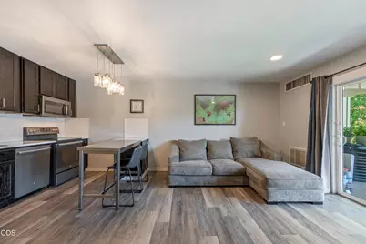 1565 NW Wall Street #232-233, Bend, OR 97703 - Photo 6