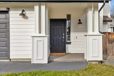 20372 Rocca Way, Bend, OR 97702 - Photo 2