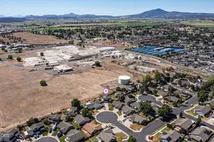 609 NE Stoneridge Ln, Prineville, OR 97754 - Photo 36