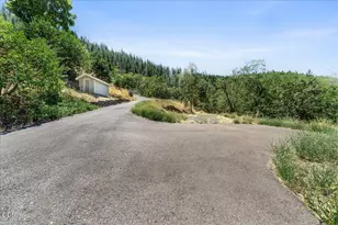 1040 Wards Creek Rd, Rogue River, OR 97537 - Photo 42