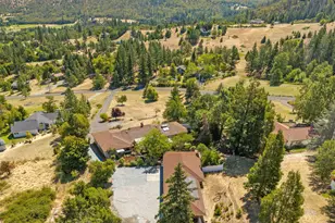 174 Hummingbird Ln, Talent, OR 97540 - Photo 58