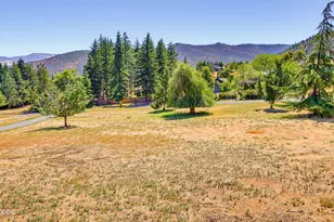174 Hummingbird Ln, Talent, OR 97540 - Photo 68