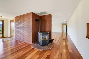 174 Hummingbird Ln, Talent, OR 97540 - Photo 6