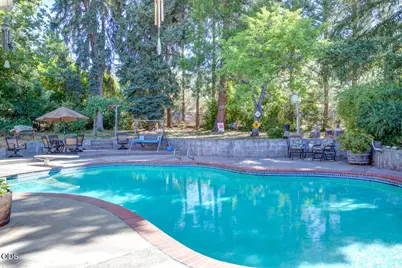 1012 NE Hefley Street, Grants Pass, OR 97526 - Photo 12