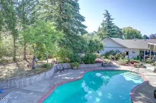 1012 NE Hefley St, Grants Pass, OR 97526 - Photo 14