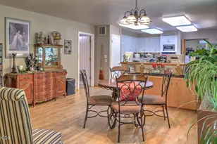1012 NE Hefley St, Grants Pass, OR 97526 - Photo 10