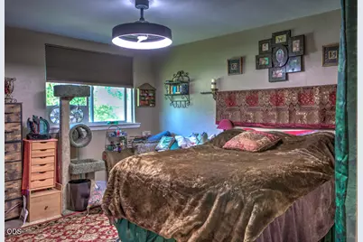 1012 NE Hefley Street, Grants Pass, OR 97526 - Photo 24
