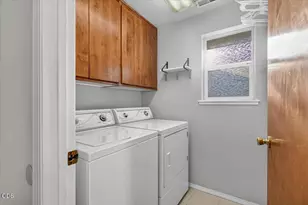 100 Brierwood Dr, Talent, OR 97540 - Photo 16