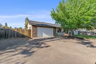 36 Wildwood Dr, Eagle Point, OR 97524 - Photo 24