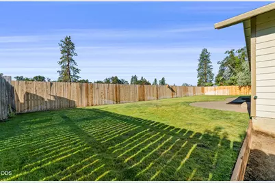 36 Wildwood Drive, Eagle Point, OR 97524 - Photo 22