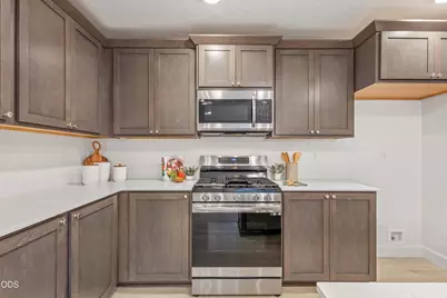 4090 SW Obsidian Avenue #78, Redmond, OR 97756 - Photo 10