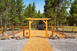 17876 R U Guelfi Rd, Bend, OR 97707 - Photo 18