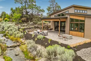 22985 Ghost Tree Ln, Bend, OR 97701 - Photo 2