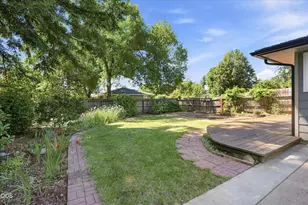2516 Sandy Terrace, Medford, OR 97504 - Photo 32