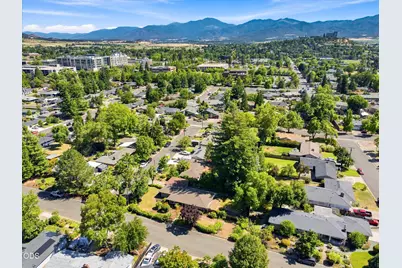 2516 Sandy Terrace, Medford, OR 97504 - Photo 50