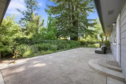 2516 Sandy Terrace, Medford, OR 97504 - Photo 30