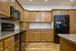 238 Fieldbrook Ct, Medford, OR 97504 - Photo 20