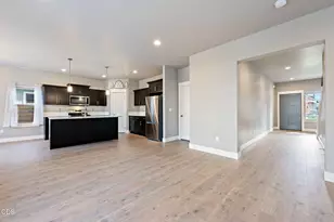 20606 SE Slate Ave, Bend, OR 97702 - Photo 4