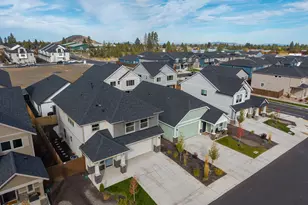 20606 SE Slate Ave, Bend, OR 97702 - Photo 38