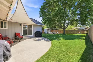 629 Glenn Way, Central Point, OR 97502 - Photo 26