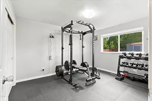 629 Glenn Way, Central Point, OR 97502 - Photo 16