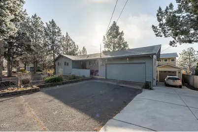 1409 NW Portland Avenue #1 & 2, Bend, OR 97703 - Photo 1
