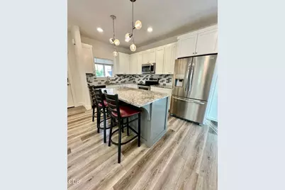 1409 NW Portland Avenue #1 & 2, Bend, OR 97703 - Photo 4