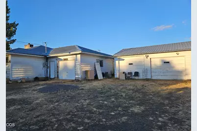 3031 Emerald Street, Klamath Falls, OR 97601 - Photo 2