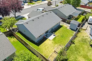 747 NE Blackbear St, Prineville, OR 97754 - Photo 36