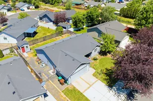 747 NE Blackbear St, Prineville, OR 97754 - Photo 34