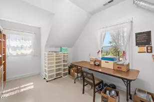 4303 Tami Ln, Central Point, OR 97502 - Photo 30