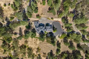 4303 Tami Ln, Central Point, OR 97502 - Photo 42