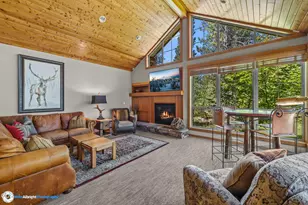 57163 Fremont Dr, Sunriver, OR 97707 - Photo 1