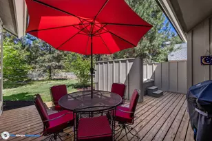 57163 Fremont Dr, Sunriver, OR 97707 - Photo 4