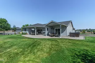 4137 NW 39th Dr, Redmond, OR 97756 - Photo 10