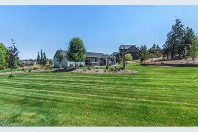 4137 NW 39th Drive, Redmond, OR 97756 - Photo 44