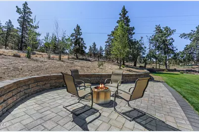 4137 NW 39th Drive, Redmond, OR 97756 - Photo 42
