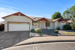 1785 SE Brookhurst Way, Grants Pass, OR 97527 - Photo 1