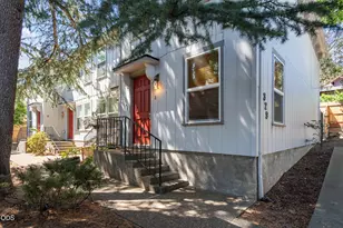 329 N Main St, Ashland, OR 97520 - Photo 2