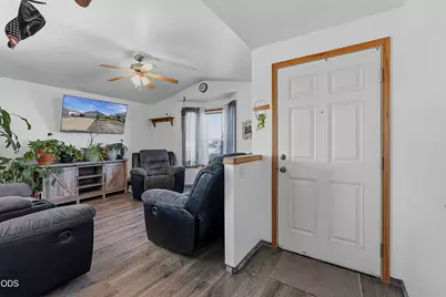 316 Center Ridge Drive, Culver, OR 97734 - Photo 10