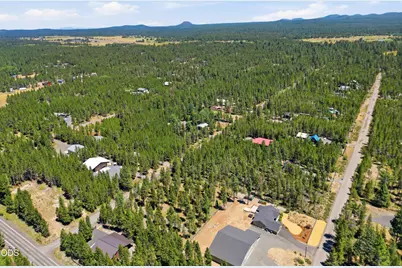 17043 Elsinore Road, Bend, OR 97707 - Photo 20