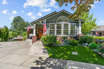 830 SW Bryn Court, Grants Pass, OR 97527 - Photo 2
